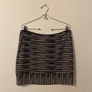 Trina Turk black/white pattern mini skirt Size 8
